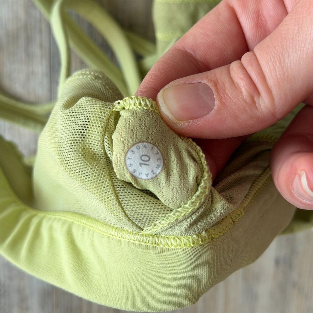 Lululemon Free To Be Serene Bra Light Support C/D Cup Lemon Vibe Size 8 Medium - Picture 3 of 7
